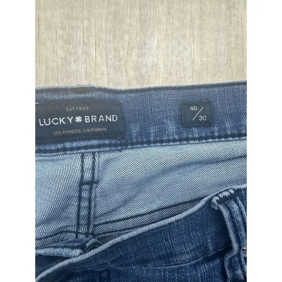 Lucky Brand Jeans 363 Vintage Straight Mens 40 X 30 Blue Denim - Picture 3 of 7